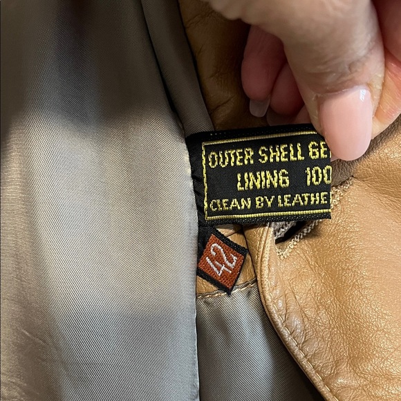 Vintage Tan Leather Jacket Lapel Collar Button Closure , Size 42/L - Picture 13 of 15